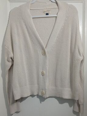 Universal Thread XL Cream Button-Front Cardigan